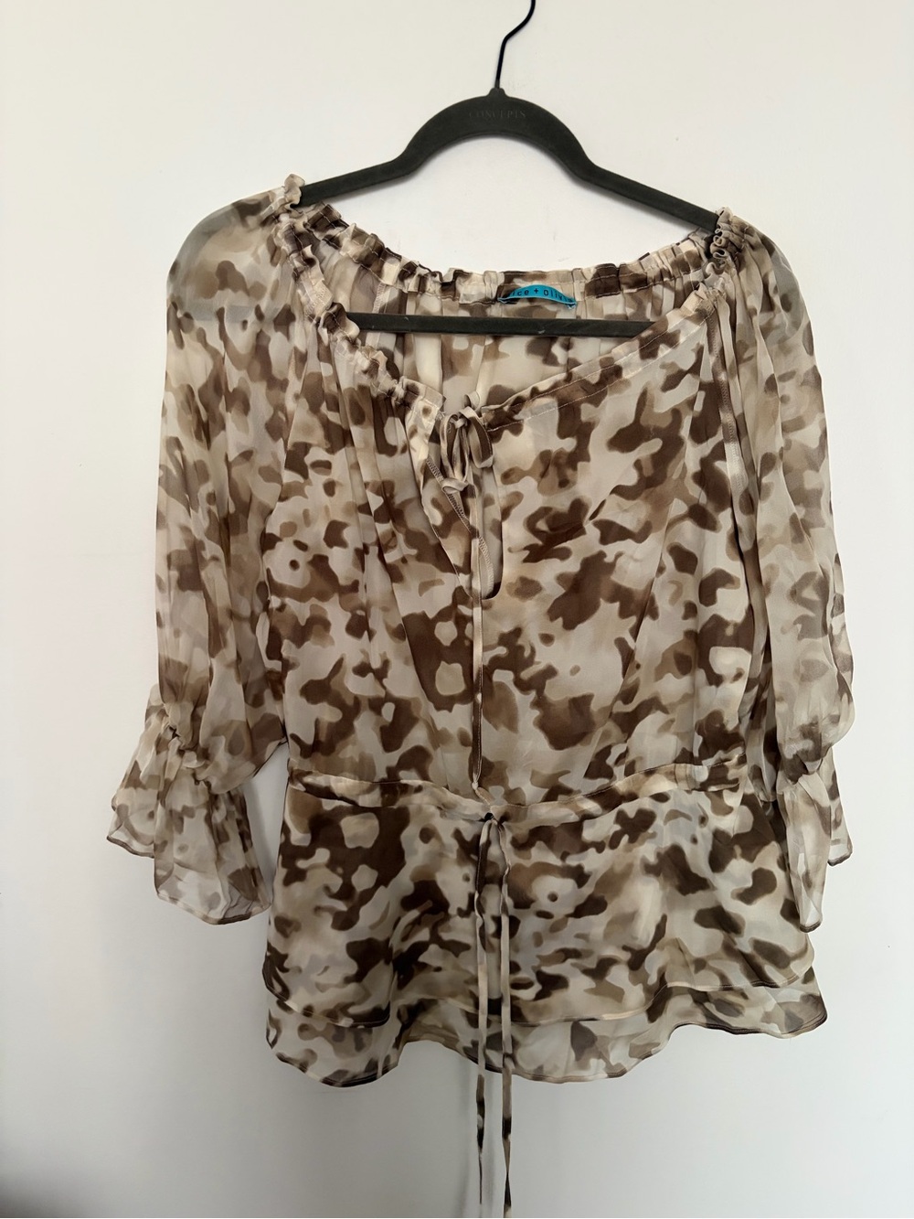 Alice + Olivia Sheer 100% Silk Off the shoulder Camo Abstract Blouse - S